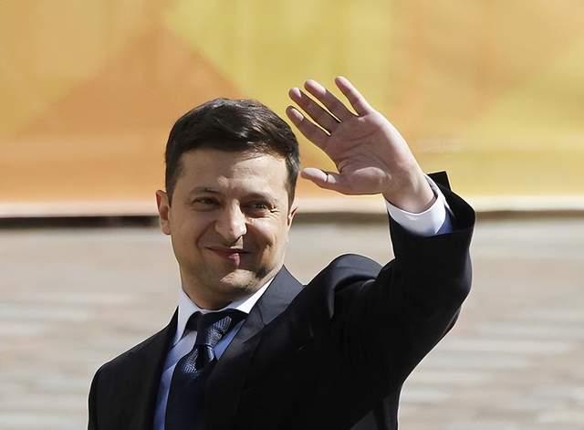 亚博体育-公牛新秀表现惊艳，全场观众掌声不断，不同觉得积分工程.-亚博体育